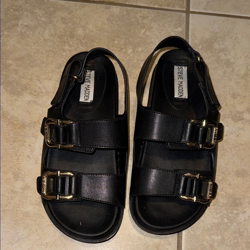 Steve Madden Black Platform Sandals
